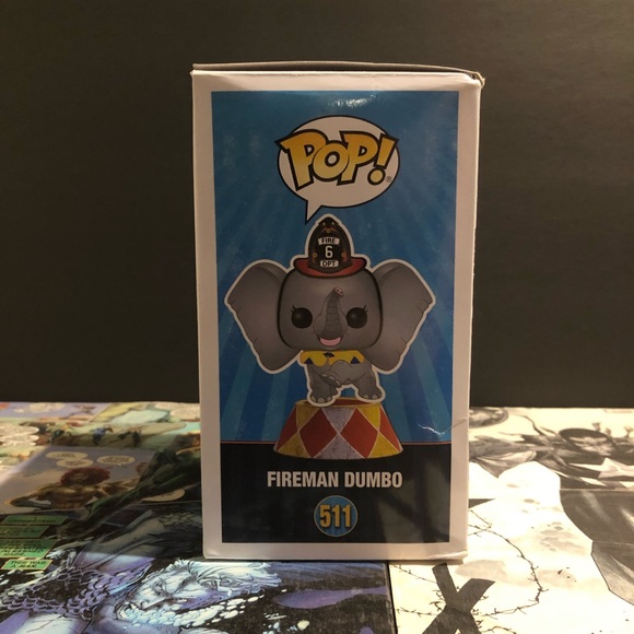 DAMAGED Fireman Dumbo. - Picture 2 of 7